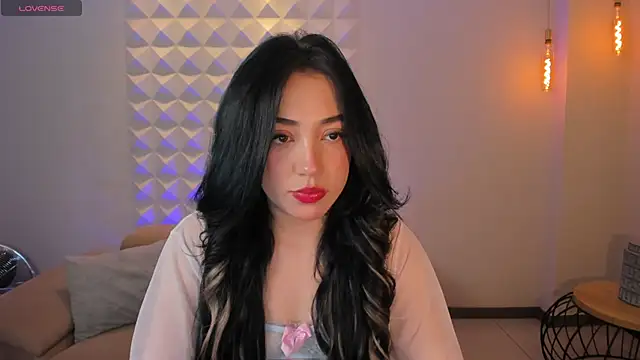 Snapshot of KatieAngelX chatting on 10.17.25 KatieAngelX online show from 10.17.25