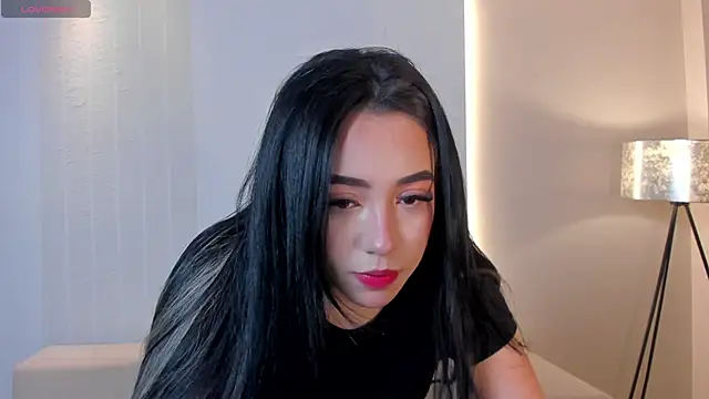 Snapshot of KatieAngelX chatting on 11.09.25 KatieAngelX online show from 11.09.25