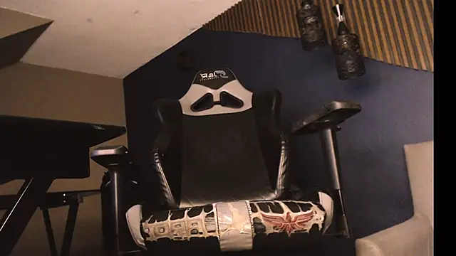 EthanWalkerr online show from 09.20.25