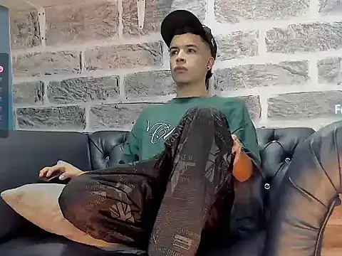 kevinn blue1 online show from 09.18.25