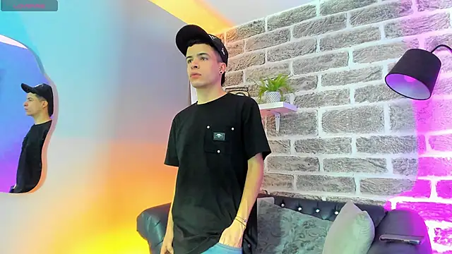 kevinn blue1 online show from 11.07.25