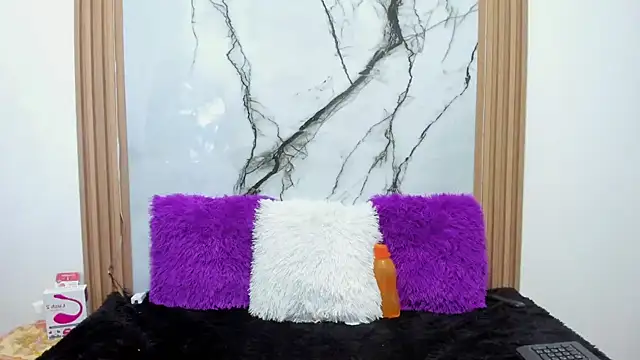 Snapshot of Bonnie_tucci1 chatting on 10.02.25 Bonnie tucci1 online show from 10.02.25