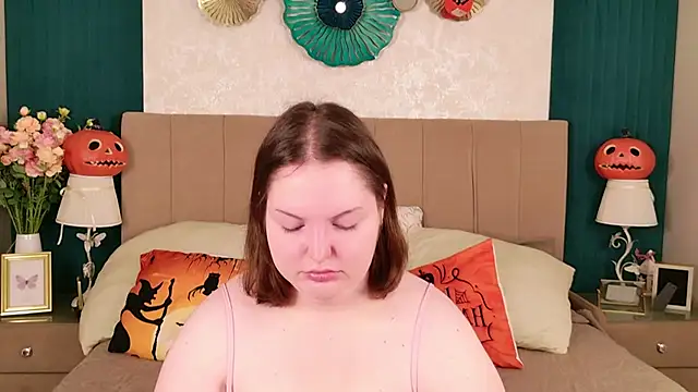 Vanessa Rise online show from 10.22.25