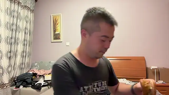 Mr Dog online show from 09.19.25