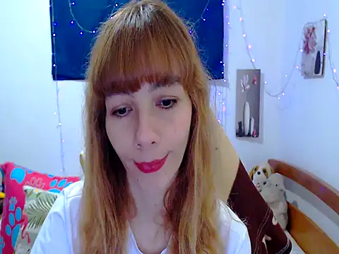 Snapshot of seraphinewhite chatting on 03.02.26 seraphinewhite online show from 03.02.26