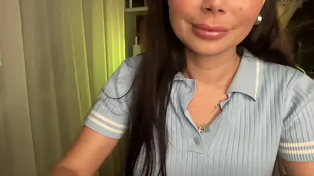 Snapshot of Orlinah chatting on 09.29.25 Orlinah online show from 09.29.25