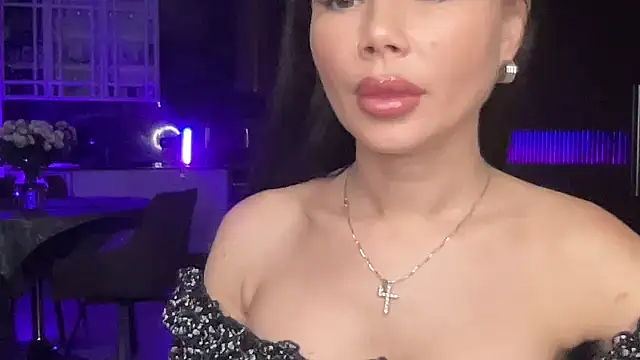 Snapshot of Orlinah chatting on 10.17.25 Orlinah online show from 10.17.25