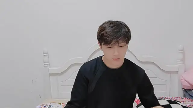 xiaoyi2563 online show from 10.26.25