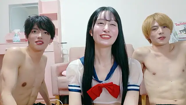 Snapshot of komei_abe chatting on 11.24.25 komei abe online show from 11.24.25