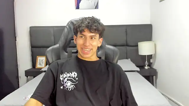 Aaron Spencer13 online show from 09.26.25