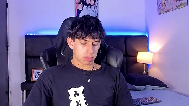 Aaron Spencer13 online show from 10.07.25