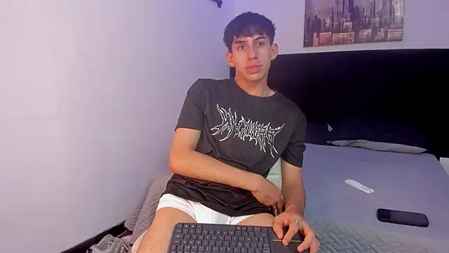 Aaron Spencer13 online show from 10.28.25