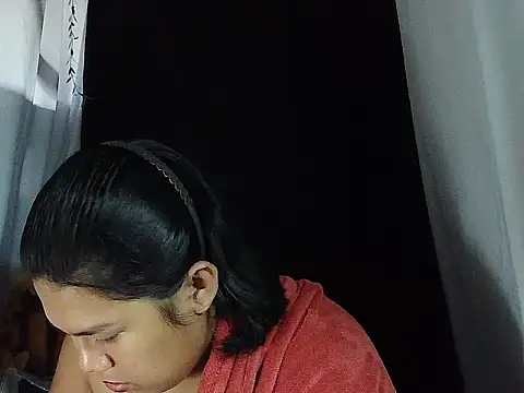 Huntrix2025 online show from 02.22.26