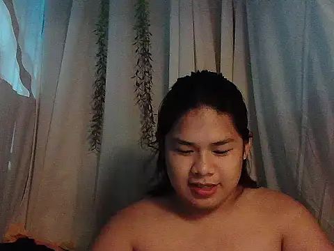 Huntrix2025 online show from 03.05.26