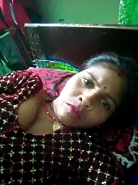 Snapshot of Sort_xr12 chatting on 10.28.25 Sort xr12 online show from 10.28.25