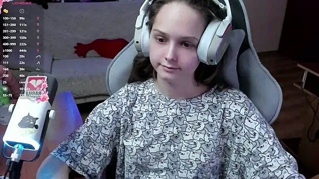 SharybbFace online show from 02.17.26