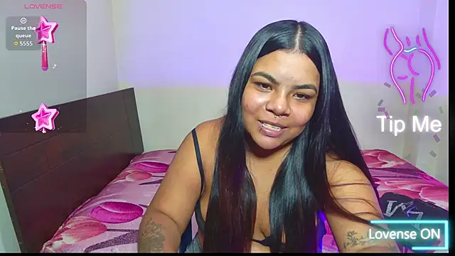 Snapshot of SabrinaSalazar11_ chatting on 09.26.25 SabrinaSalazar11 online show from 09.26.25