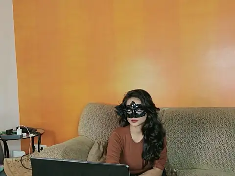 veronica 97 online show from 10.14.25