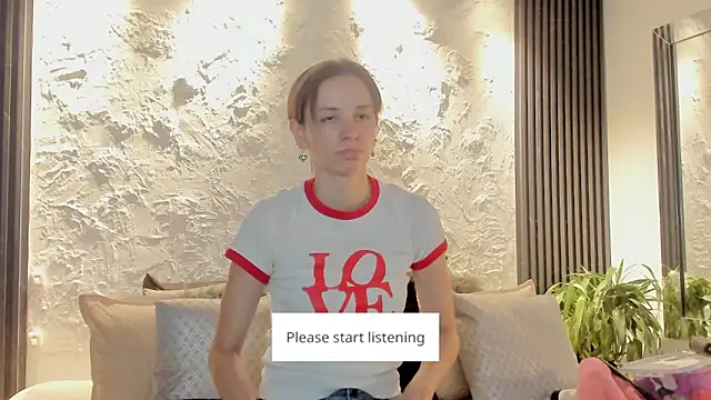 Snapshot of joselin_rouse chatting on 05.15.26 joselin rouse online show from 05.15.26