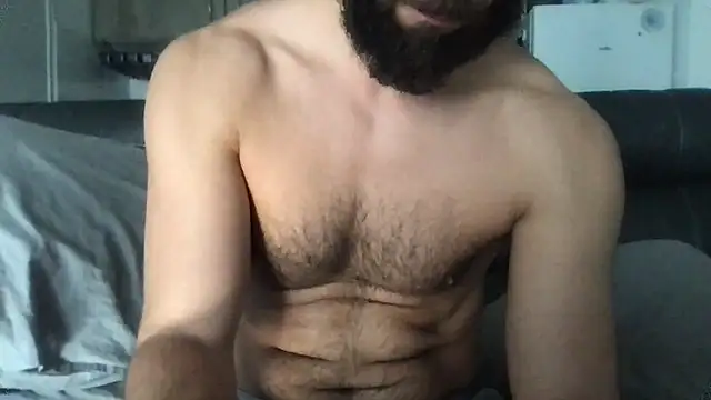 Snapshot of flambeur93 chatting on 11.12.25 flambeur93 online show from 11.12.25