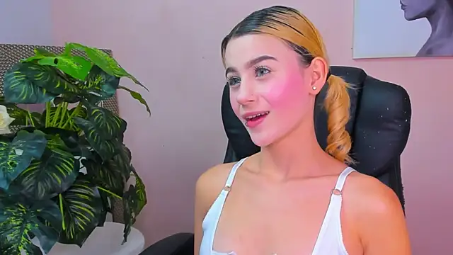 ChloeLaurentt online show from 03.24.26