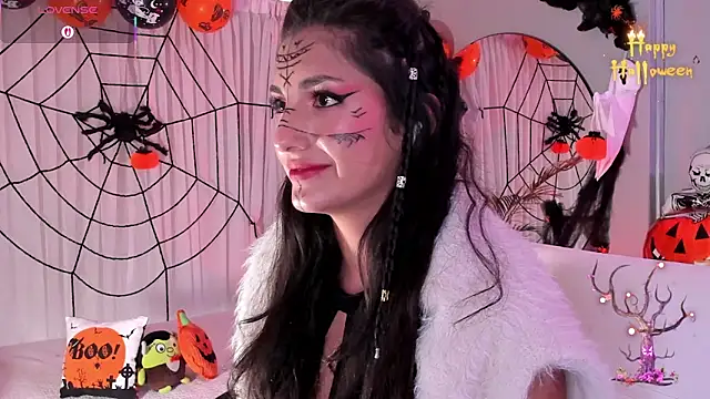 Snapshot of Keiiry_ chatting on 10.30.25 Keiiry online show from 10.30.25