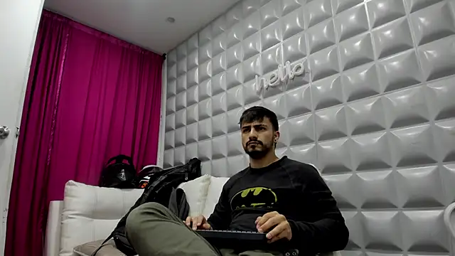 Jack Daniel   online show from 10.15.25