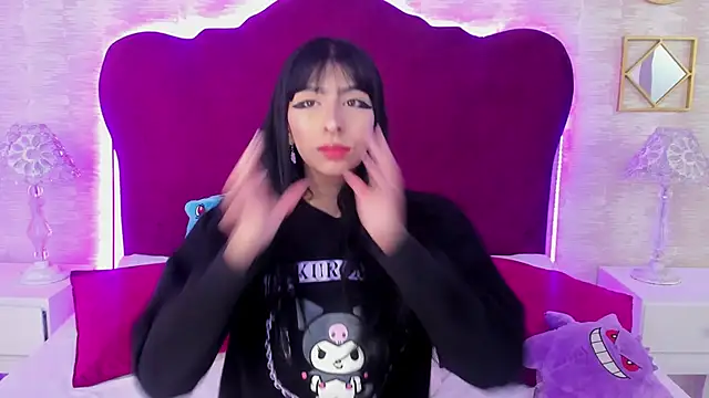 Snapshot of LaylaaDoll chatting on 09.27.25 LaylaaDoll online show from 09.27.25