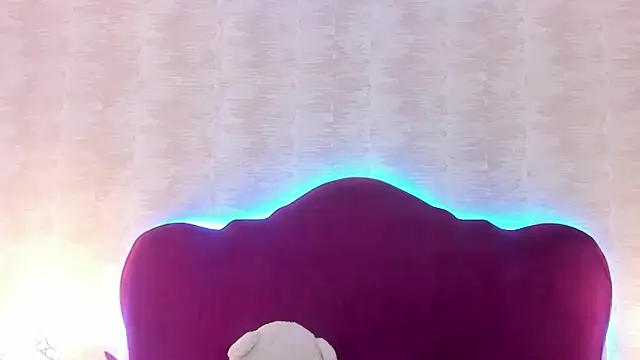 Snapshot of LaylaaDoll chatting on 10.03.25 LaylaaDoll online show from 10.03.25