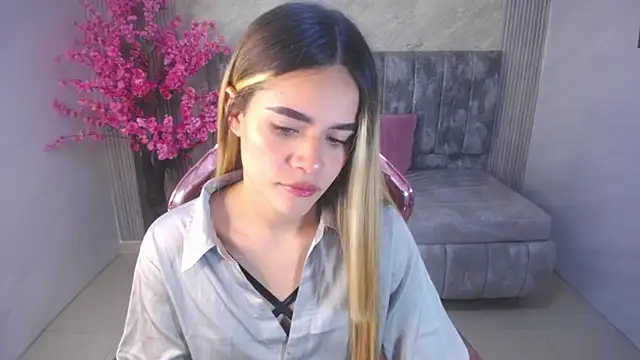 lilith4 s online show from 10.06.25