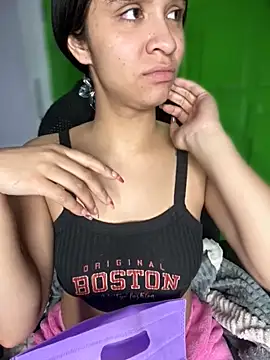 Isabella-Teen online show from 10.13.25