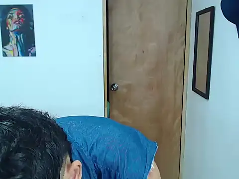 Snapshot of your_boy_hot chatting on 10.22.25 your boy hot online show from 10.22.25