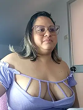 Chiki hot92 online show from 10.16.25