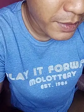 Snapshot of Zarul98 chatting on 11.11.25 Zarul98 online show from 11.11.25