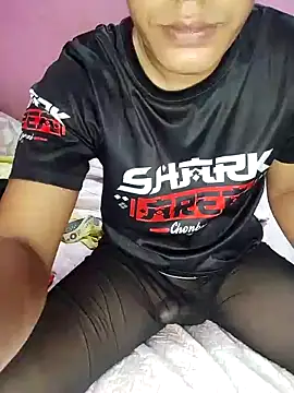 Snapshot of Zarul98 chatting on 12.15.25 Zarul98 online show from 12.15.25
