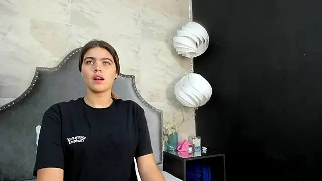 isabel 09 online show from 10.03.25