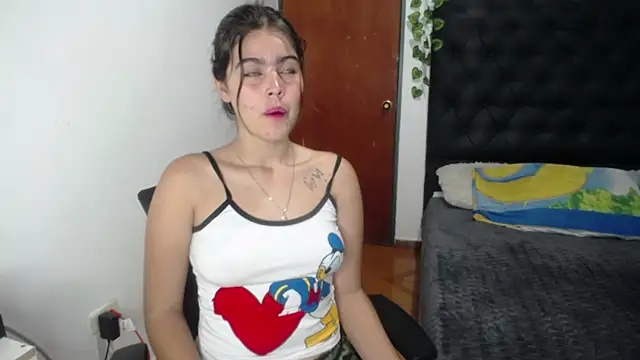 isabel 09 online show from 10.21.25