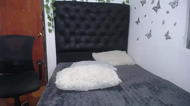 isabel 09 online show from 10.28.25