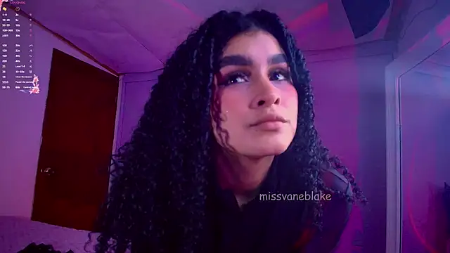 Snapshot of missvaneblake chatting on 10.29.25 missvaneblake online show from 10.29.25