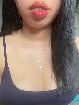Snapshot of Rose-babyx chatting on 06.19.26 Rose-babyx online show from 06.19.26