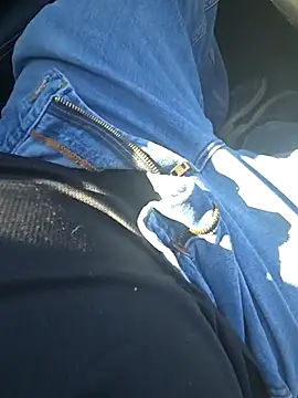 Snapshot of matatan0323 chatting on 10.24.25 matatan0323 online show from 10.24.25