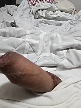 Snapshot of matatan0323 chatting on 10.31.25 matatan0323 online show from 10.31.25