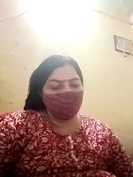 Snapshot of Love-890 chatting on 09.30.25 Love-890 online show from 09.30.25