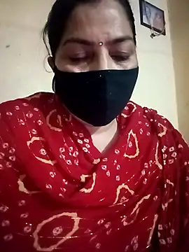 Snapshot of Love-890 chatting on 10.06.25 Love-890 online show from 10.06.25