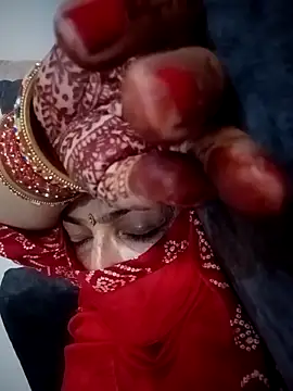 Snapshot of Love-890 chatting on 10.10.25 Love-890 online show from 10.10.25