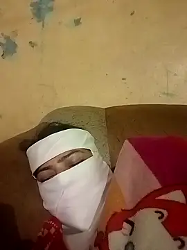 Snapshot of Love-890 chatting on 10.15.25 Love-890 online show from 10.15.25