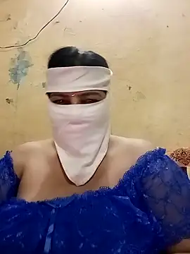 Snapshot of Love-890 chatting on 10.20.25 Love-890 online show from 10.20.25