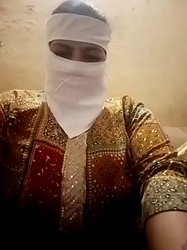 Snapshot of Love-890 chatting on 10.25.25 Love-890 online show from 10.25.25