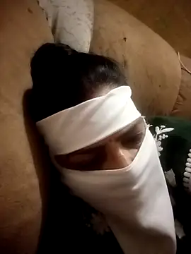 Snapshot of Love-890 chatting on 11.03.25 Love-890 online show from 11.03.25