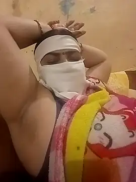 Snapshot of Love-890 chatting on 11.04.25 Love-890 online show from 11.04.25